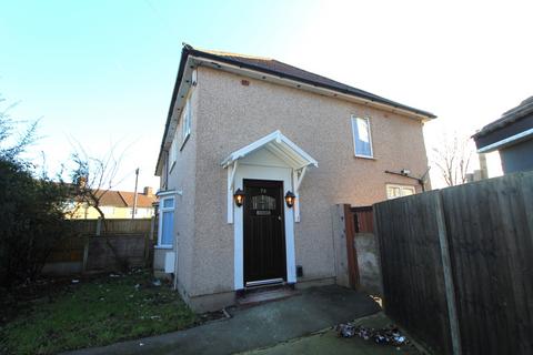 3 bedroom semi-detached house to rent, Connor Road, Dagenham, Essex, RM9