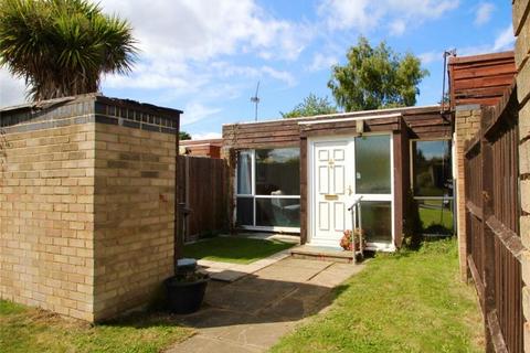 1 bedroom terraced bungalow to rent, 27 Pine Close, Woking GU21