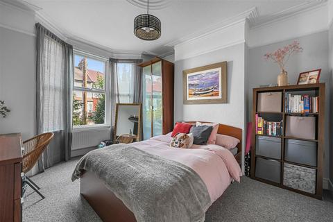 14 Goldsmith Road, Leyton, London, E10 5HA