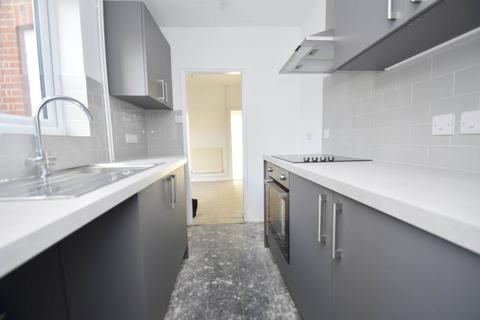 2 bedroom terraced house to rent, Silver Street, Norwich NR3