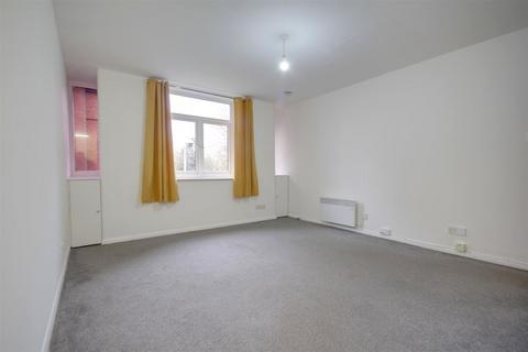 Studio for sale, Parkside, Grammar School Walk, Huntingdon