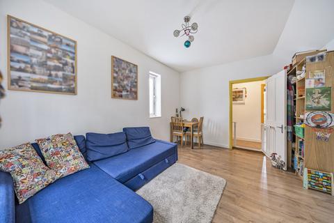 15 Playgreen Way, London, SE6 3HZ