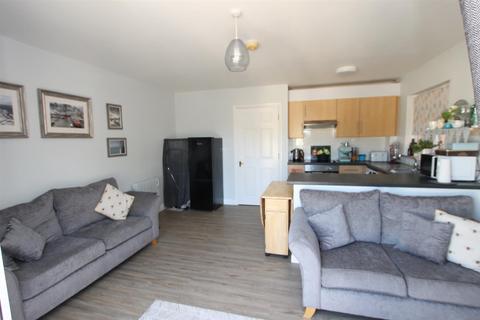 2 bedroom apartment to rent, Creek Gardens, Wootton Bridge