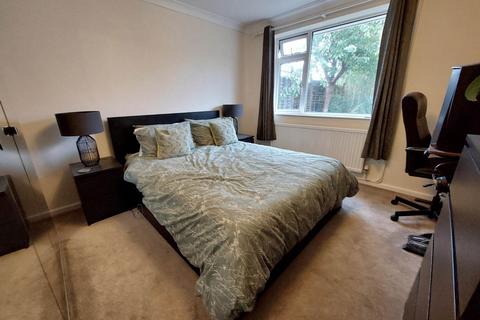 23 Aplin Road, Aylesbury, HP21 9BU