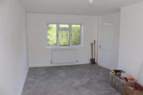 16 Broad Lane, Pelsall, Walsall, WS4 1AP