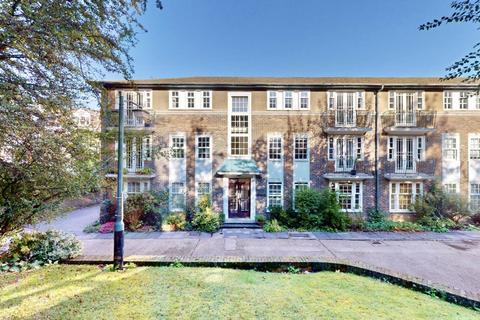 2 bedroom apartment for sale, Stanhope Road, London N6