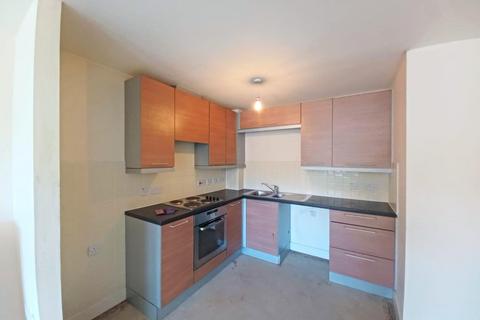 2 bedroom flat for sale, Sandlewood Court, Maidstone