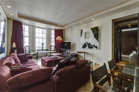 3 bedroom apartment to rent, Upper Grosvenor Street, London, W1K