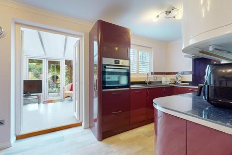 4 bedroom detached house for sale, James Allchin Gardens, Kennington, Ashford, Kent, TN24