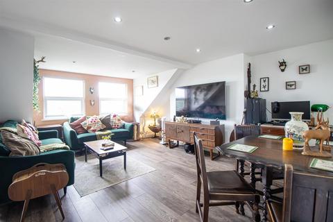 17c Anerley Road, Westcliff-on-sea, SS0 7HJ