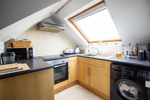 17c Anerley Road, Westcliff-on-sea, SS0 7HJ