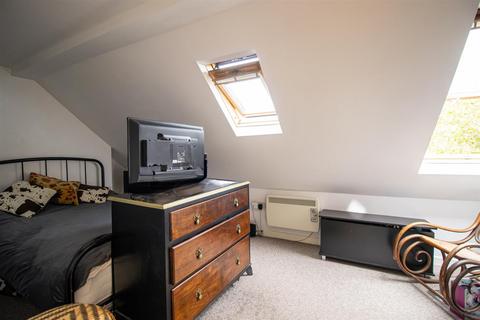 17c Anerley Road, Westcliff-on-sea, SS0 7HJ