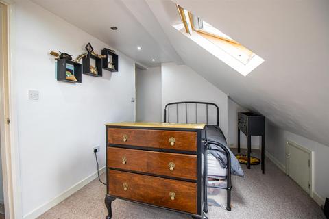 17c Anerley Road, Westcliff-on-sea, SS0 7HJ