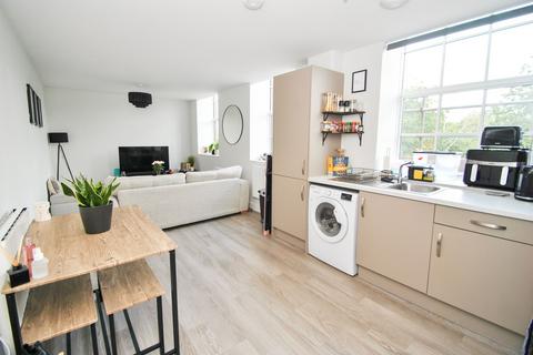 1 bedroom flat for sale, Warmley, Bristol BS15