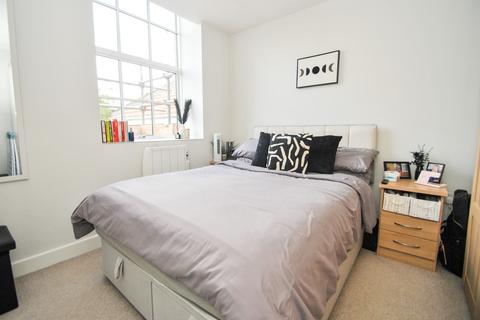 1 bedroom flat for sale, Warmley, Bristol BS15