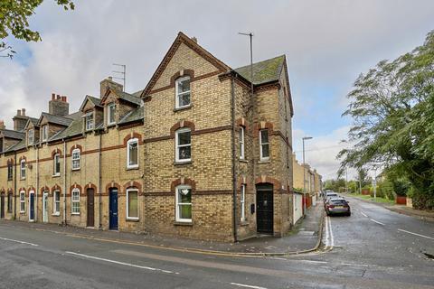 3 bedroom end of terrace house for sale, Hartford Road, Huntingdon, PE29