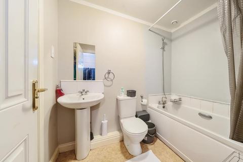 6 Padstow Road, Swindon, SN2 2EG
