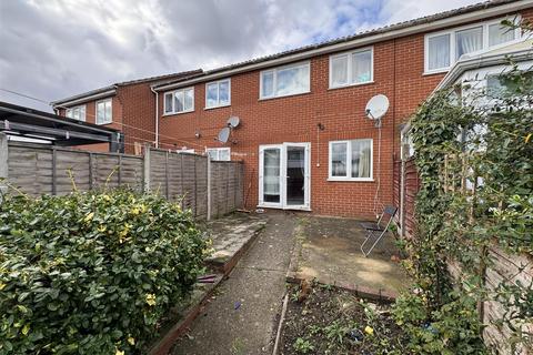 3 bedroom terraced house for sale, Haslemere Drive, Ipswich