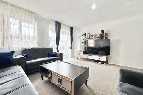 14 Haslemere Drive, Ipswich, IP4 2PP