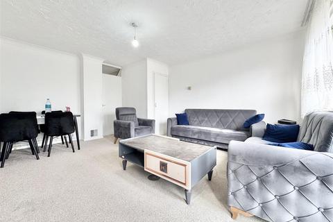 14 Haslemere Drive, Ipswich, IP4 2PP