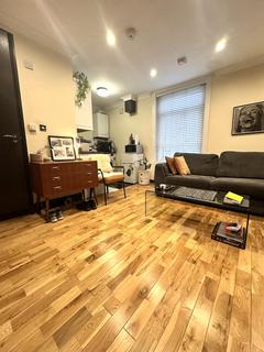 1 bedroom flat to rent, London E8