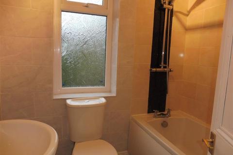 2 bedroom house for sale, Thatcher Street, Oldham OL8