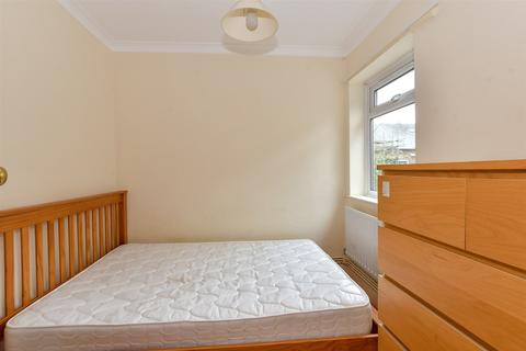 2 West Road, Rush Green, Romford, RM7 0QS