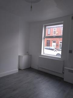 2 bedroom terraced house to rent, Hobson Street, Failsworth M35