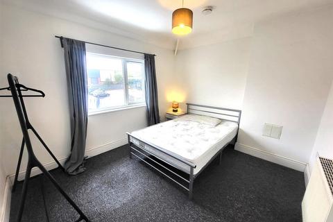 1 bedroom in a house share to rent, Cannock Road, Wolverhampton, WV10 0RB