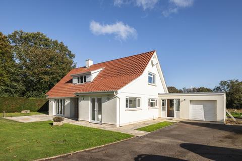 4 bedroom detached house to rent, La Route De Vinchelez, St. Ouen, Jersey