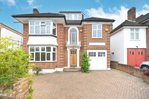 5 bedroom detached house to rent, Queens Crescent, Richmond, TW10