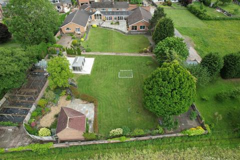 8 bedroom detached house for sale, 5 Bed House (with indoor pool) + 2 Bed Bungalow - multi-generational living,/commercial prospects - Main Street, Carlton