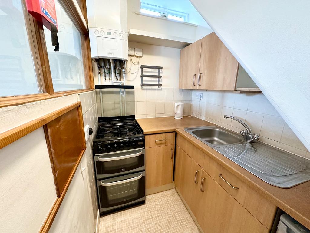2 Stocks Lane, Luddenden, HX2 6PR 1 bed apartment to rent £725 pcm (£