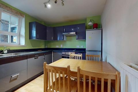 3 bedroom flat to rent, Kings Cross, London NW1