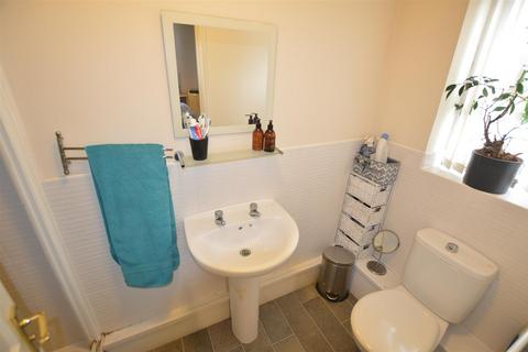 1 Bates Close, Loughborough, LE11 5EL