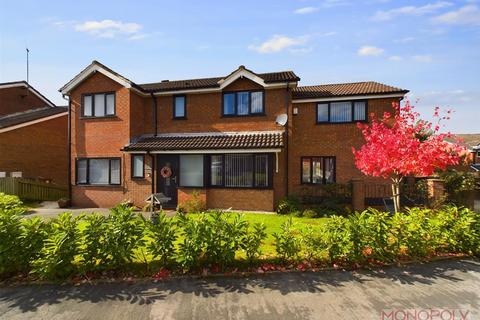 5 bedroom detached house for sale, Coed Y Graig, Penymynydd, Chester