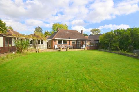 2 bedroom bungalow for sale, Orchard Close, East Horsley, KT24