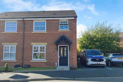 3 bedroom semi-detached house for sale, Felthouse Drive, Leigh