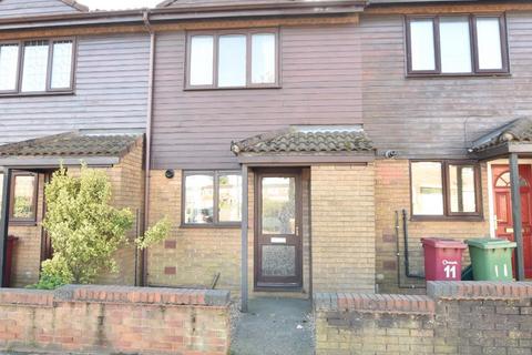 2 bedroom semi-detached house for sale, Mackender Court, Scunthorpe