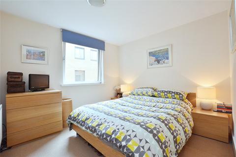 2 bedroom flat to rent, Wells Street, London W1T