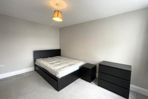 Studio to rent, Boundary Road, Hove, East Sussex