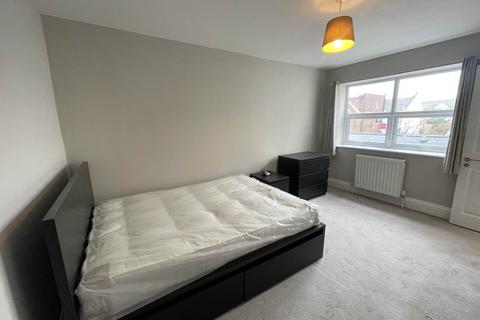 Studio to rent, Boundary Road, Hove, East Sussex