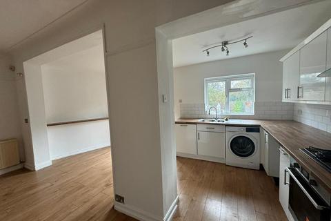 4 bedroom detached house to rent, LADY SMITH ROAD, LONDON