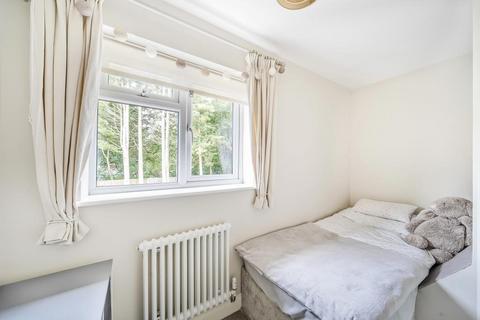 2 bedroom maisonette for sale, Aylesbury,  Buckinghamshire,  HP20