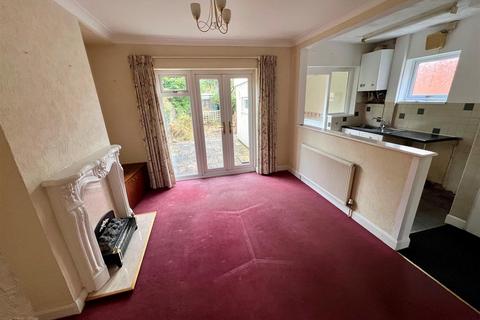 3 bedroom end of terrace house for sale, Longmore Road, Shirley