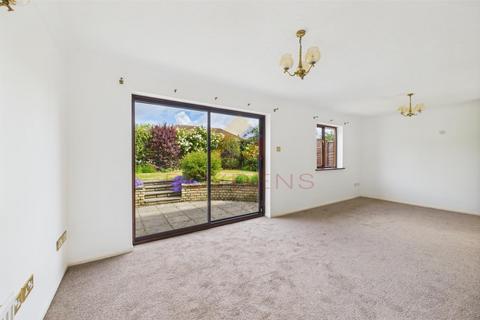 3 bedroom detached bungalow for sale, Sterling Close, Colchester CO3
