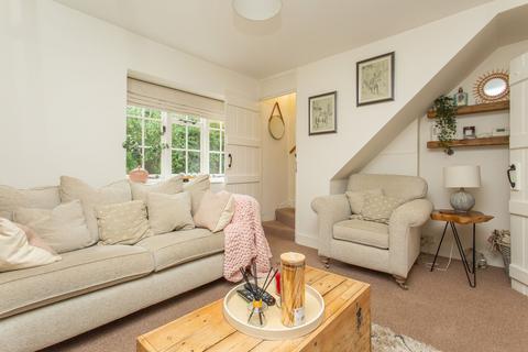 2 bedroom cottage for sale, Nargate Street, Littlebourne, CT3