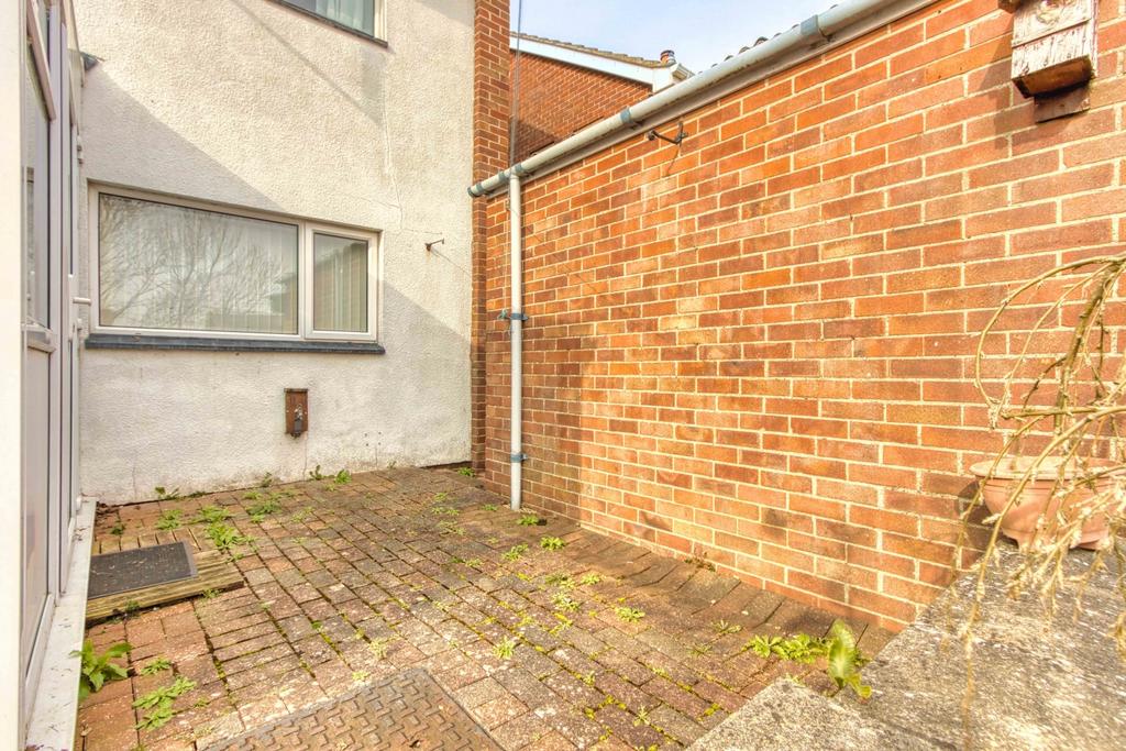 Laxton Road