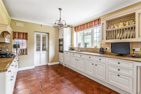 7 Onslow Avenue, Cheam, Sutton, SM2 7ED