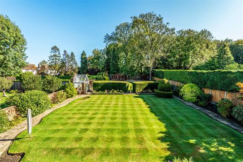 7 Onslow Avenue, Cheam, Sutton, SM2 7ED